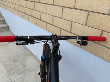 Trek Top Fuel 9.9 SL 2019 2019 Mountainbike usato, Rosso — immagine 13 di 13