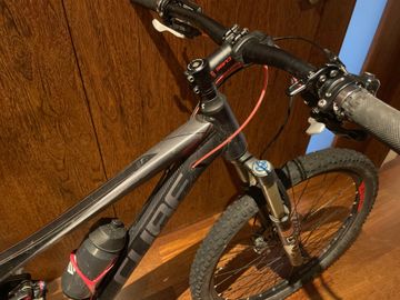 Used CUBE Stereo 140 HPA 27.5 2015 Mountainbike, Black — image 7 of 9