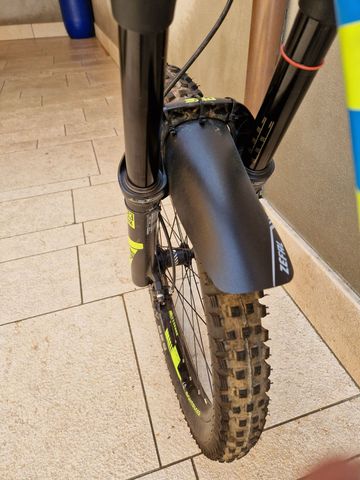 Used Trek Slash 9.8 2018 2018 Mountainbike, Blue, 27.5 (650B) — image 7 of 7