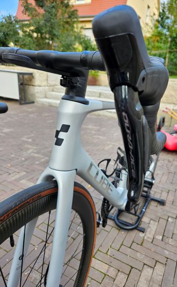 Used CUBE AGREE C:62, SLT 2024 2024 Road & Gravel — image 4 of 10