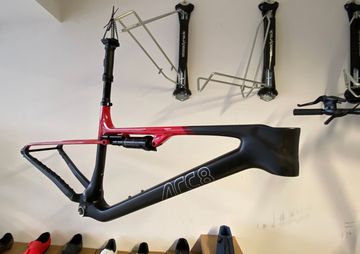 Used ARC8 Evolve FS Frame Kit 2024 Frameset 2024 MTB