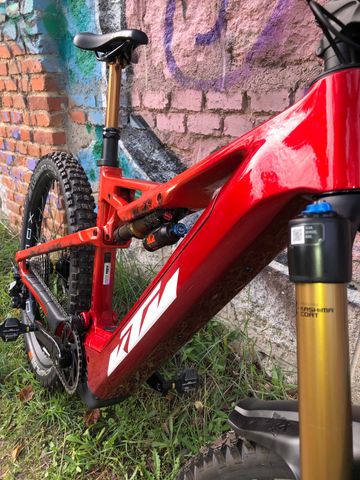 Used KTM MACINA KAPOHO PRESTIGE 2022 2022 Mountainbike, Red, 29 — image 5 of 9