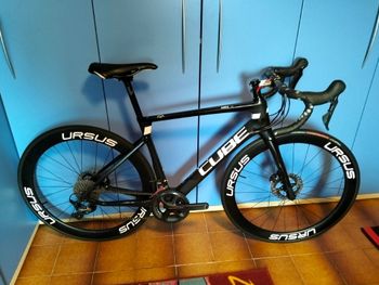 Used CUBE AGREE C:62 RACE 2020 2020 Road & Gravel — image 1 of 3