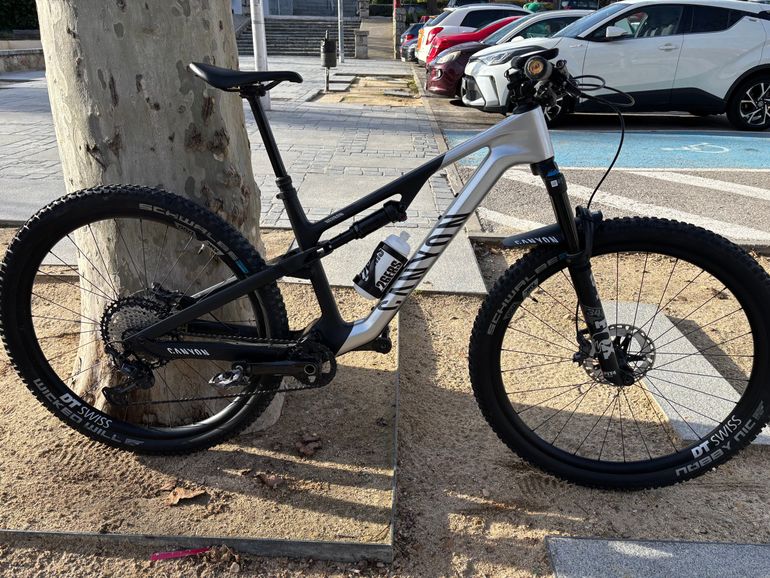 Używany Canyon Neuron CF 9 2023 2023 Mountainbike — zdjęcie 4 z 4