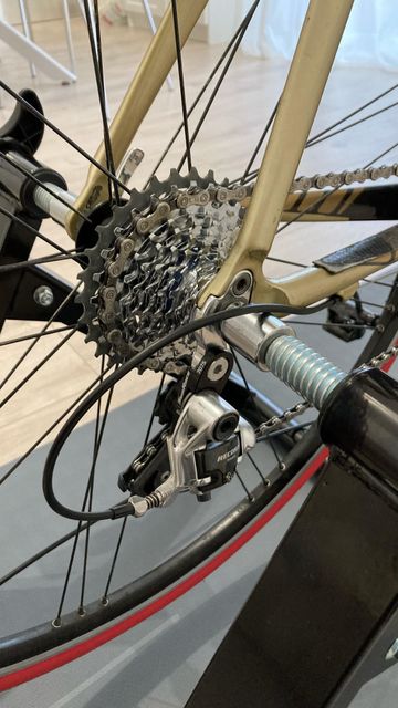 Bianchi 928 carbon 2008 Road & Gravel usato, Nero — immagine 4 di 4