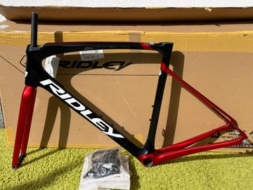 Used Ridley Fenix SLiC - Frameset 2024 2024 Road & Gravel, Red — image 45 of 52