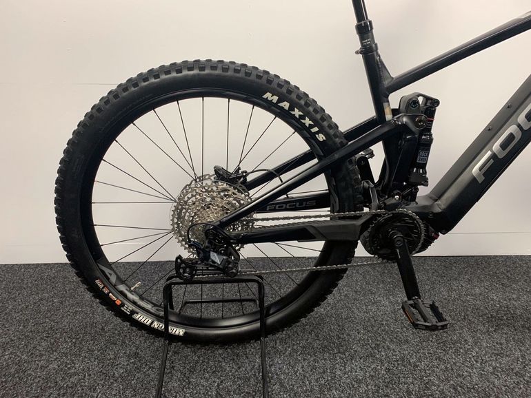 Used Focus JAM² 6.7 NINE 2022 Mountainbike, Black — image 4 of 20