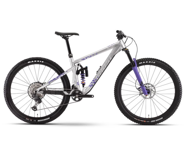 Used Ghost RIOT Trail Full Party 2021 Mountainbike, Light Gray — image 1 of 3