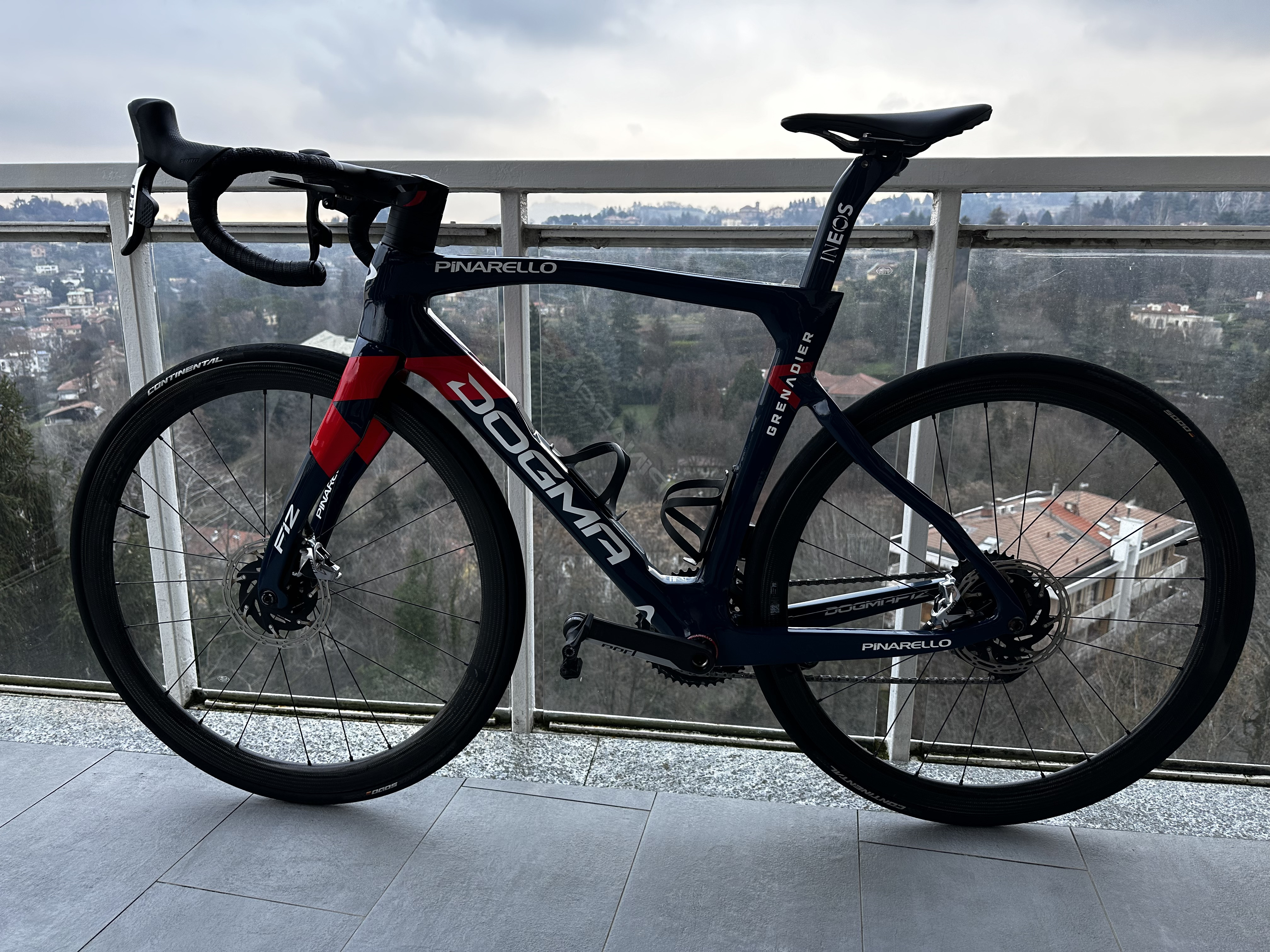 Pinarello f12 online grenadier