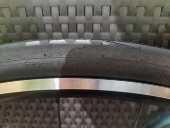 Used Giant TCR Advanced 2 2017 Road & Gravel, Black — image 4 of 9