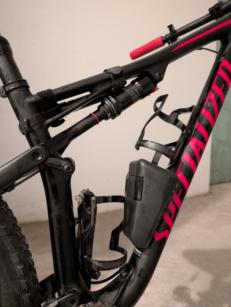 Tweedehands Specialized Epic Comp Carbon 2019 MTB