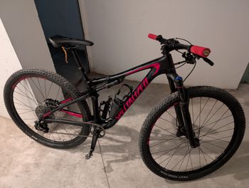 Used Specialized Epic Comp Carbon 2019 Mountainbike, Black — image 5 of 19