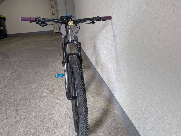 Brugt Revel El Jefe SHIMANO XT 2024 2024 Mountainbike — billede 11 af 18