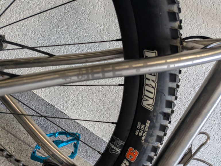 Brugt Revel El Jefe SHIMANO XT 2024 2024 Mountainbike — billede 16 af 18
