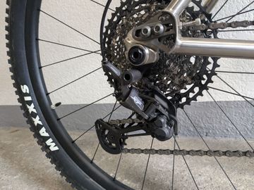 Brugt Revel El Jefe SHIMANO XT 2024 2024 Mountainbike — billede 9 af 18