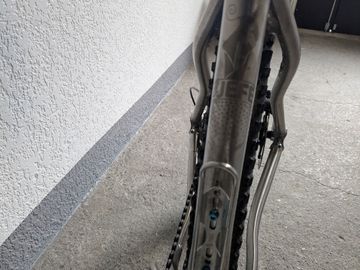 Brugt Revel El Jefe SHIMANO XT 2024 2024 Mountainbike — billede 17 af 18
