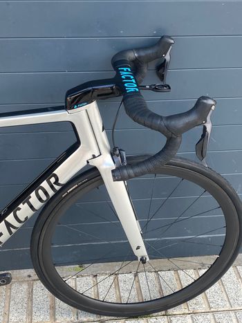 Gebrauchtes Factor ONE V2 RIM 2020 Road & Gravel, Hellgrau — Bild 3 von 19