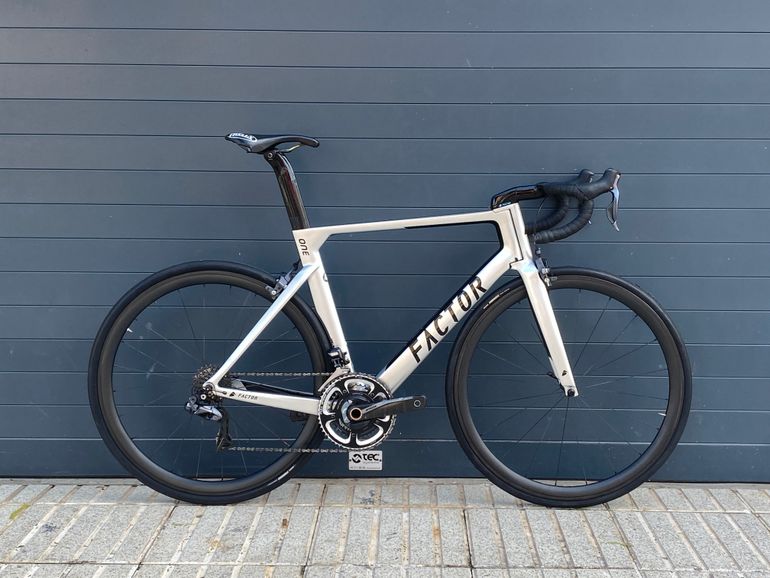 Gebrauchtes Factor ONE V2 RIM 2020 Road & Gravel, Hellgrau — Bild 1 von 19