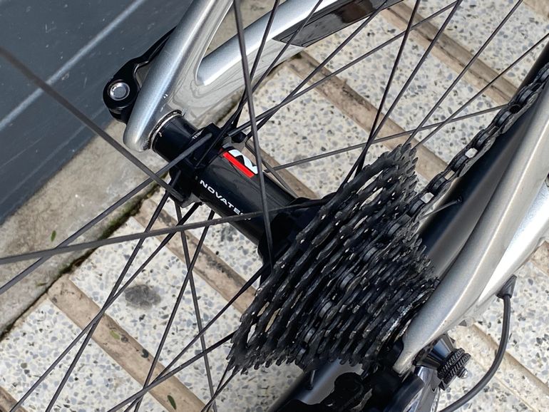 Gebrauchtes Factor ONE V2 RIM 2020 Road & Gravel, Hellgrau — Bild 16 von 19