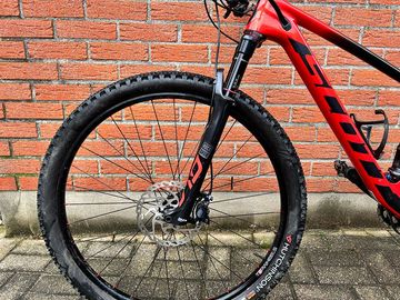 Tweedehands Scott Spark RC 900 2020 2020 Mountainbike — afbeelding 6 van 17