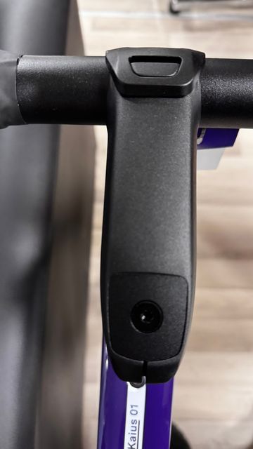 Gebrauchtes BMC Kaius 01 THREE 2024 2024 Road & Gravel, Violett — Bild 5 von 10