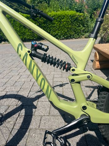 Used Canyon Torque Mullet CF 8 2022 2022 Mountainbike, Green, 29, 27.5 — image 6 of 6