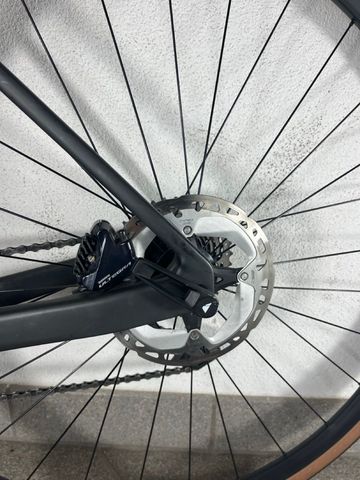 Used Canyon Endurace CF 8 2022 2022 Road & Gravel, Black — image 5 of 5