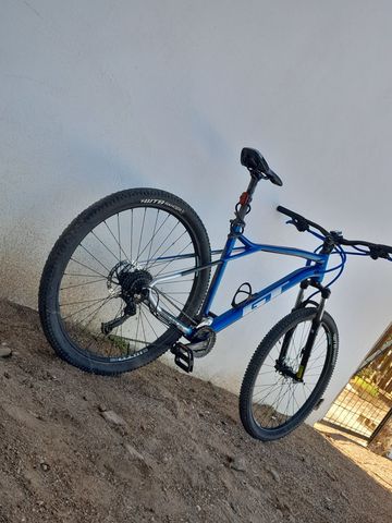 GT Avalanche Sport 2021 2021 Mountainbike d'occasion — image 2 sur 4