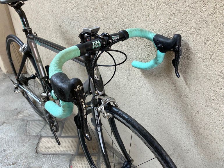 Used Bianchi 928 carbon 2005 Road & Gravel, Black — image 2 of 9