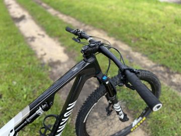 Używany Canyon Lux World Cup 6 2022 Mountainbike — zdjęcie 4 z 11