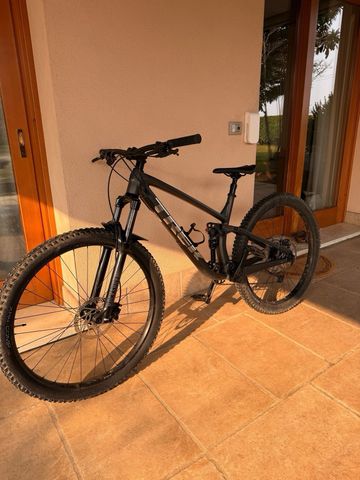 Brugt Trek Fuel EX 5 Gen 5 2023 2023 Mountainbike — billede 10 af 10