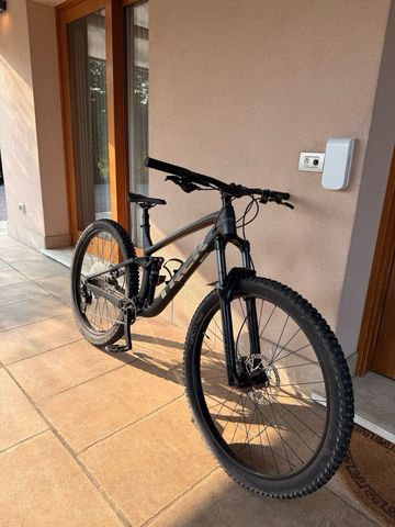 Brugt Trek Fuel EX 5 Gen 5 2023 2023 Mountainbike — billede 7 af 10