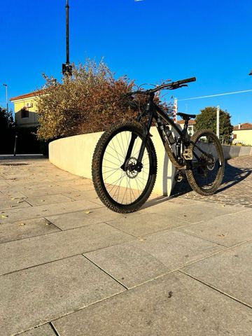 Brugt Trek Fuel EX 5 Gen 5 2023 2023 Mountainbike — billede 3 af 10