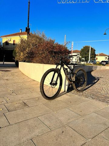 Brugt Trek Fuel EX 5 Gen 5 2023 2023 Mountainbike — billede 4 af 10