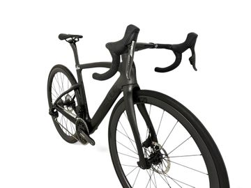 Käytetty Pinarello F7 SRAM FORCE AXS 2023 2023 Road & Gravel — kuva 9 / 10