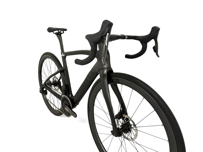 Używany Pinarello F7 SRAM FORCE AXS 2023 2023 Road & Gravel — zdjęcie 9 z 10