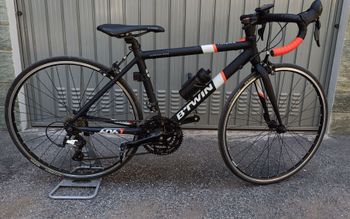 Used B’TWIN Triban 500 2022 Road & Gravel — image 1 of 5