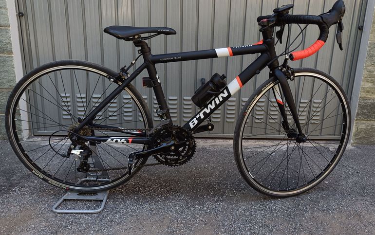 Used B’TWIN Triban 500 2022 Road & Gravel — image 1 of 5