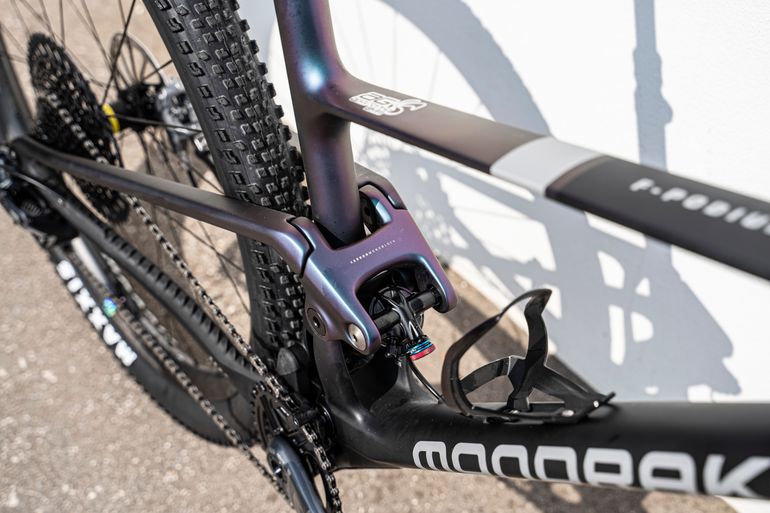 Used Mondraker F-PODIUM RR 2024 2024 Mountainbike, Violett, 29 — image 4 of 6
