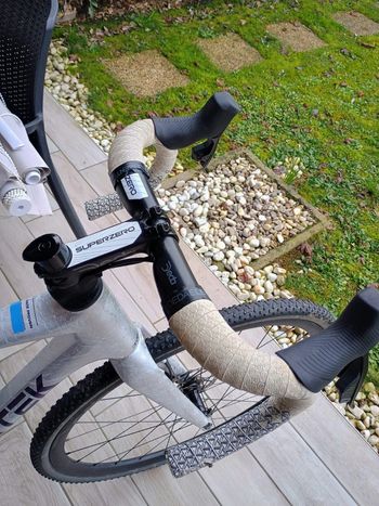 Used Dynatek Welver Light 2024 Road & Gravel, Light Gray — image 2 of 7