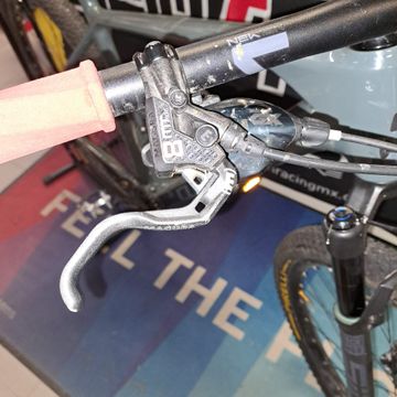 Used CUBE REACTION C:62 RACE 2022 Mountainbike, Light Gray — image 3 of 5