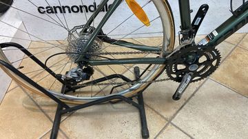 Used Cannondale SYNAPSE SRAM RIVAL DISC 2017 Road & Gravel, Green — image 3 of 3
