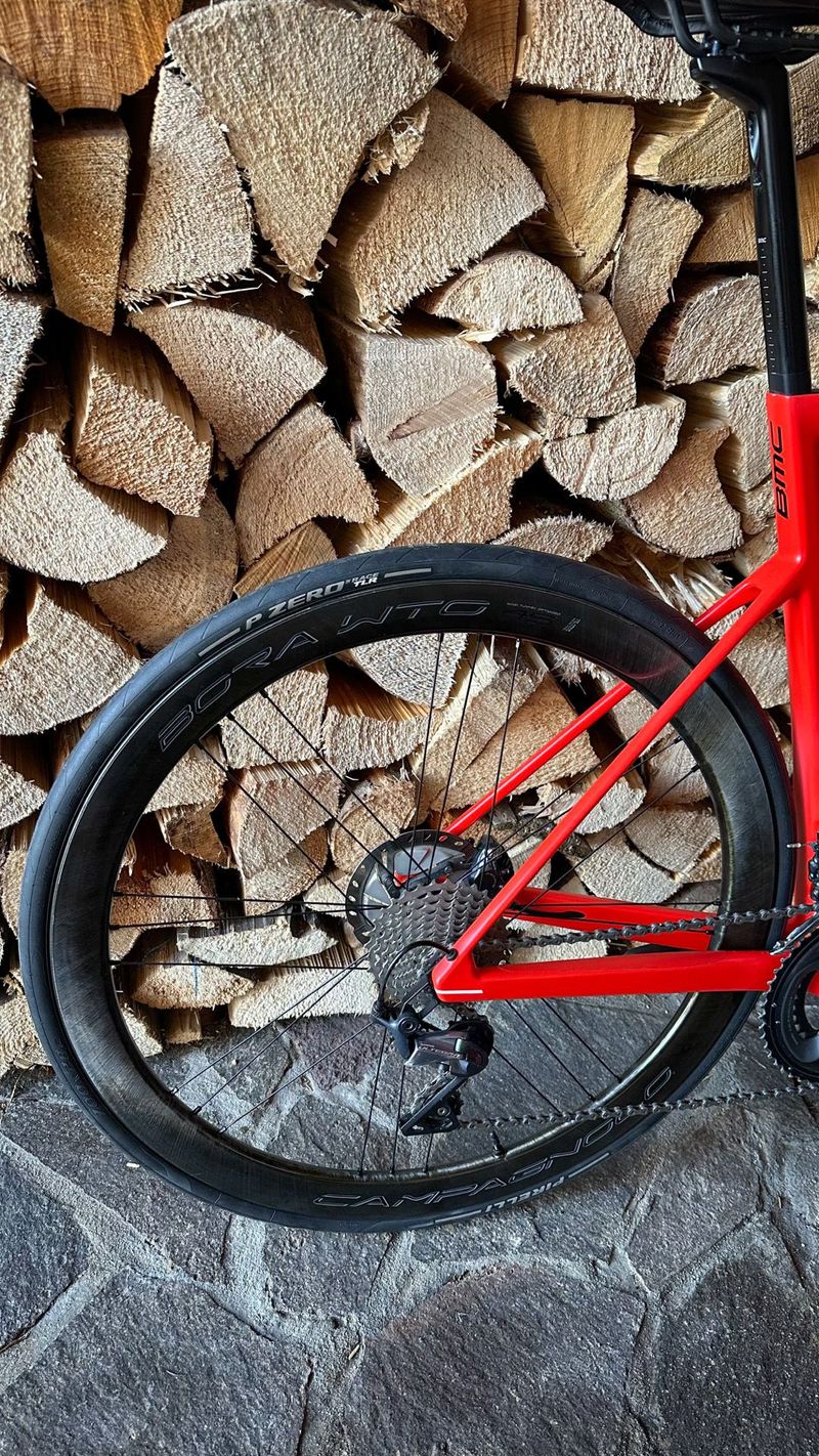 Used BMC Teammachine SLR FIVE 2022 2022 Road & Gravel, Red — image 2 of 10
