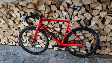 Used BMC Teammachine SLR FIVE 2022 2022 Road & Gravel, Red — image 3 of 10