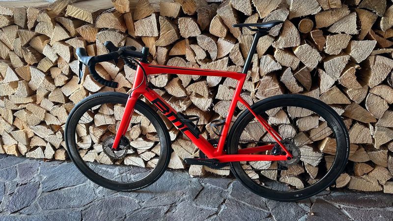 Used BMC Teammachine SLR FIVE 2022 2022 Road & Gravel, Red — image 3 of 10