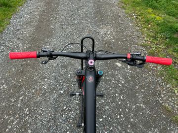 Gebrauchtes CUBE STEREO 140 HPC SL 27.5 2020 Mountainbike, Schwarz — Bild 3 von 8