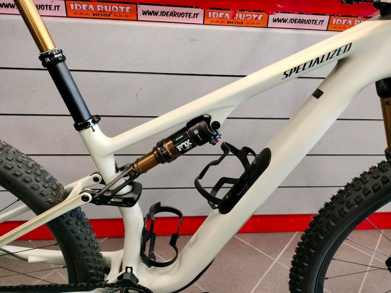 Used Specialized Epic 8 EVO Pro 2024 2024 Mountainbike, Green, 29 — image 4 of 9