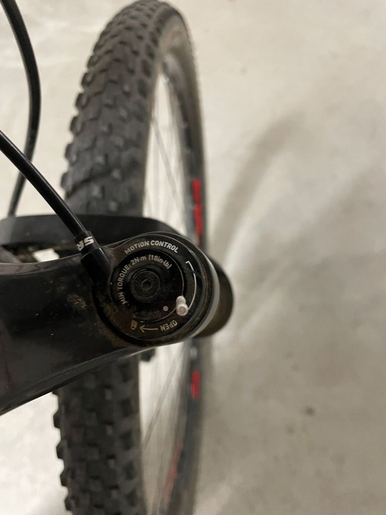 Used Trek X-Caliber 9 2019 2019 Mountainbike, Black, 27.5, 29 — image 6 of 10