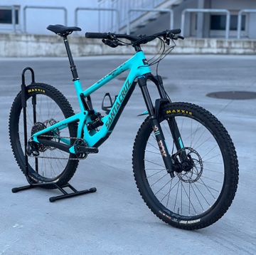 Brugt Santa Cruz Bronson S Plus / Carbon C / 27.5 2019 2019 Mountainbike — billede 2 af 8