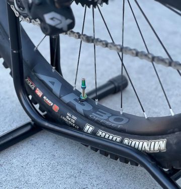 Brugt Santa Cruz Bronson S Plus / Carbon C / 27.5 2019 2019 Mountainbike — billede 8 af 8